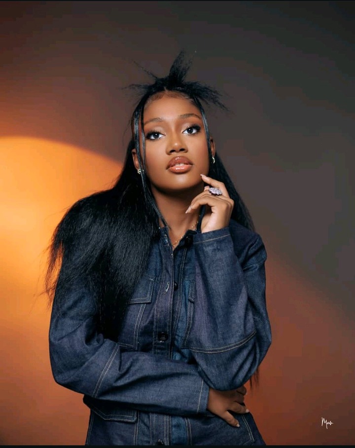I Have Men Who Said They Want To See Me, And They Are Offering Me 2000 Dollars To Be With Them-Apara