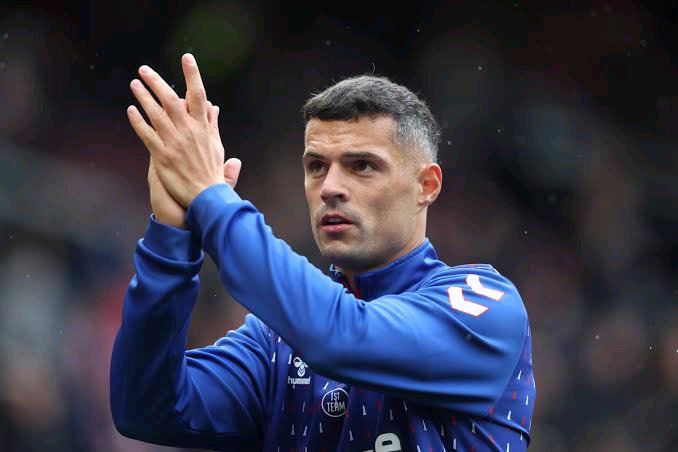 Ex-Arsenal Midfielder Ranks Man United Man Above Cole Palmer and Florian Wirtz For One Huge Reason Ex-Arsenal Midfielder Ranks Man United Man Above Cole Palmer and Florian Wirtz For One Huge Reason